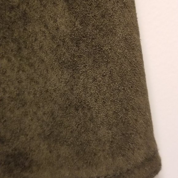 LIKE NEW Women's ZARA XS Olive Green Leather Mini Skirt! - Picture 9 of 10